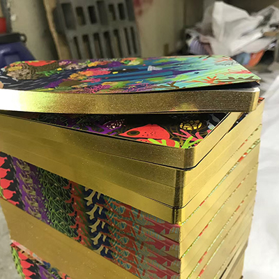 Машина для золочения обреза книжного блока XHLB390